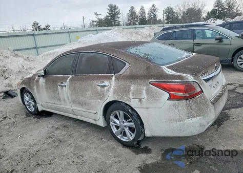 2015 Nissan Altima 2.5 z USA, uszkodzony, nr VIN 1N4AL3AP3FC144891